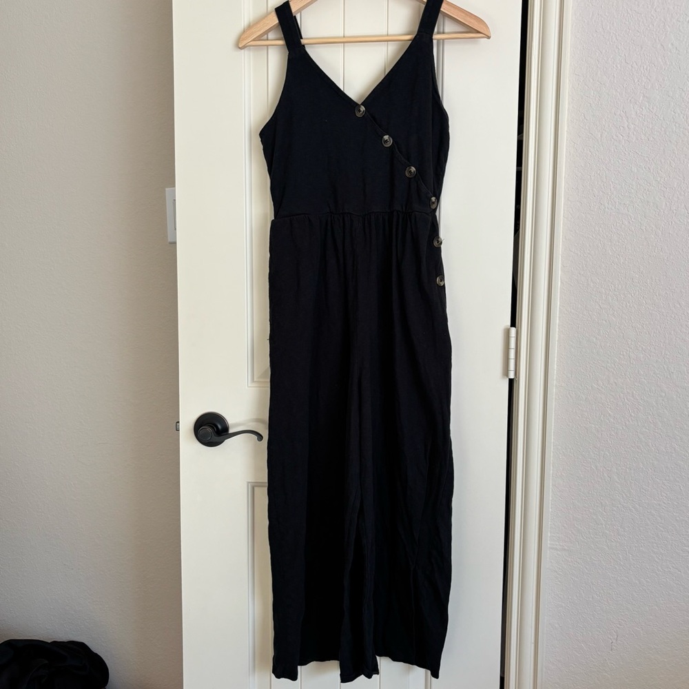 Elegant Black Button-Down Jumpsuit